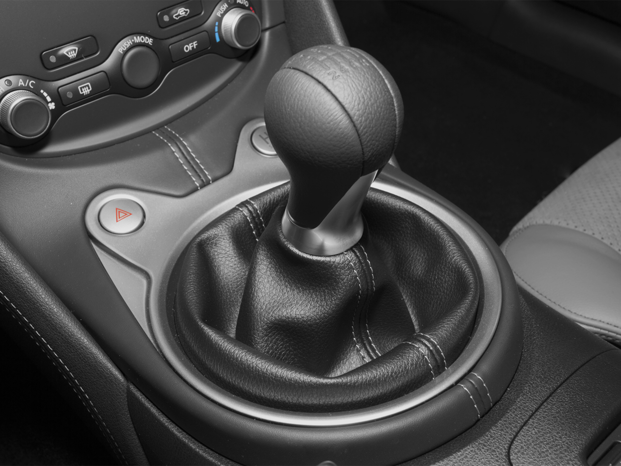 2016 Nissan 370Z Sport