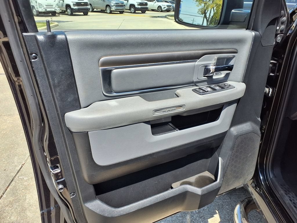 2016 RAM 1500 Big Horn
