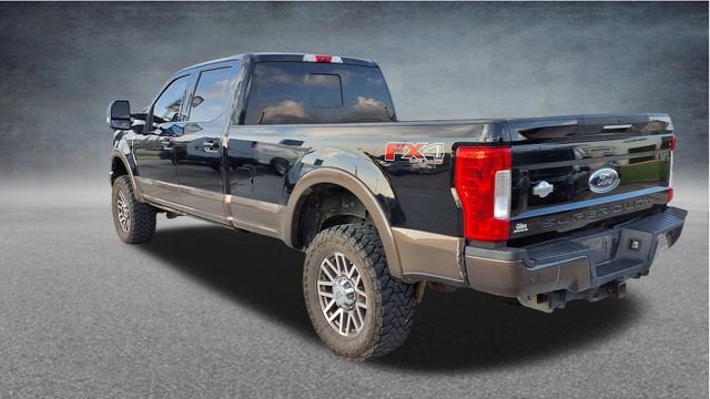 2017 Ford Super Duty F-250 SRW Lariat