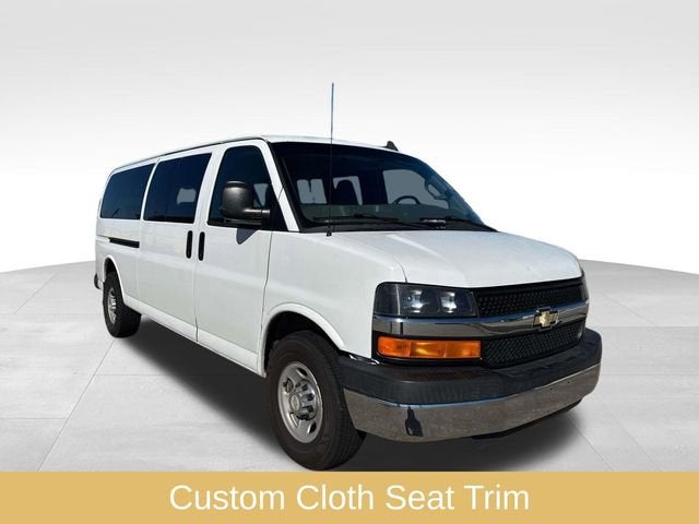 2016 Chevrolet Express Passenger 3500 LT