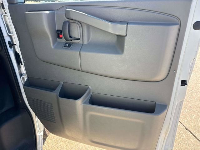 2016 Chevrolet Express Passenger 3500 LT