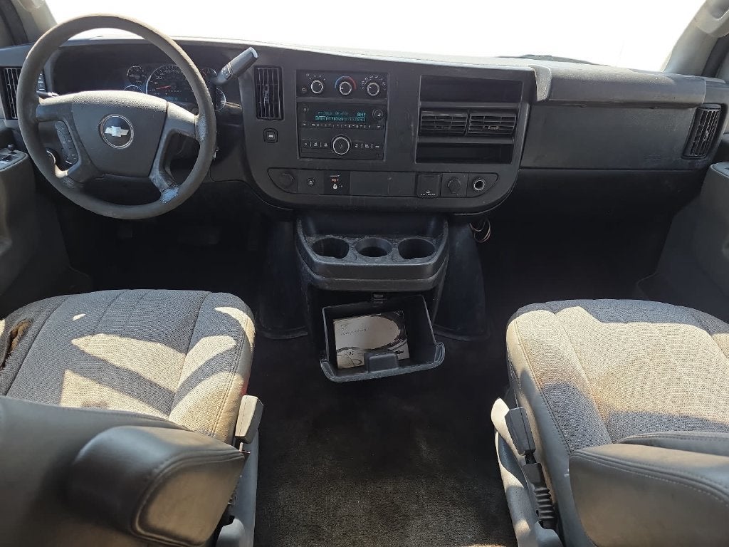 2017 Chevrolet Express Passenger 3500 LT