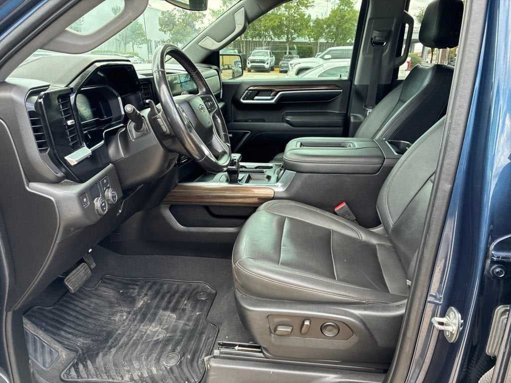 2022 Chevrolet Silverado 1500 RST