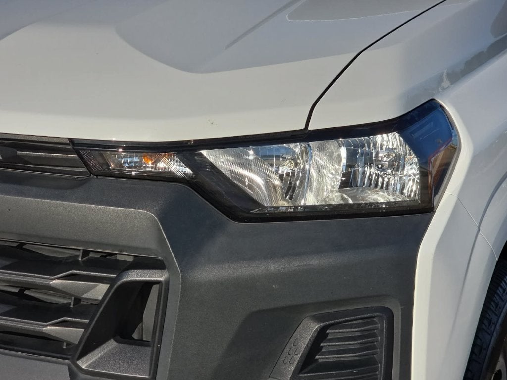 2024 Chevrolet Colorado WT
