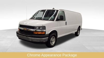 2025 Chevrolet Express Cargo WT