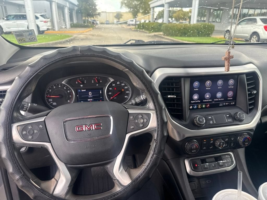 2022 GMC Acadia SLE