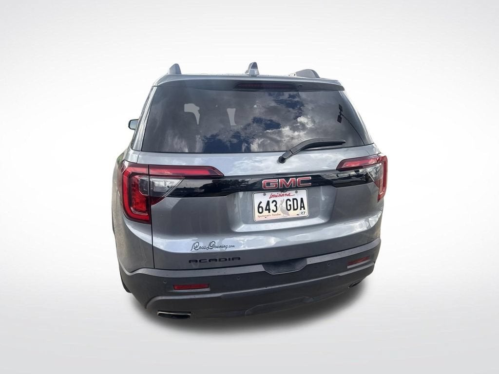 2022 GMC Acadia SLE