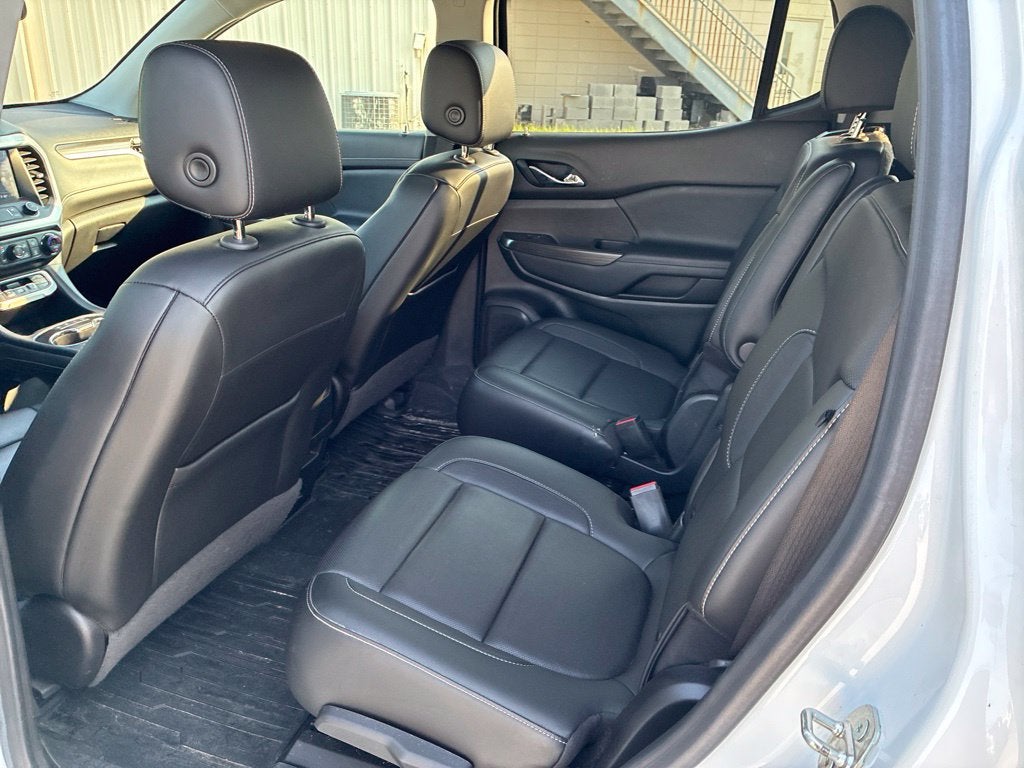 2020 GMC Acadia SLT