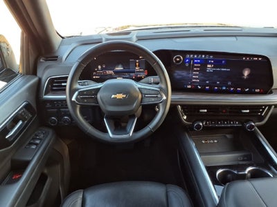 2025 Chevrolet Suburban LT