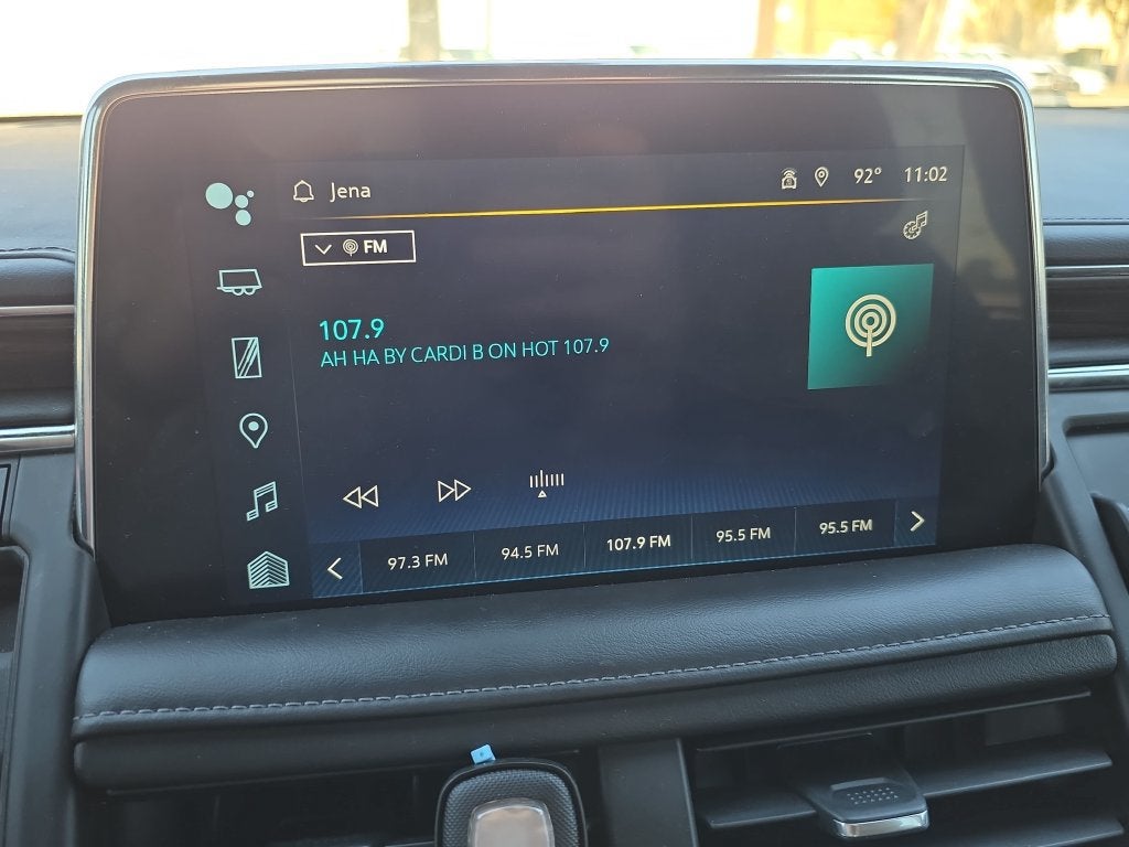 2022 Chevrolet Suburban LT