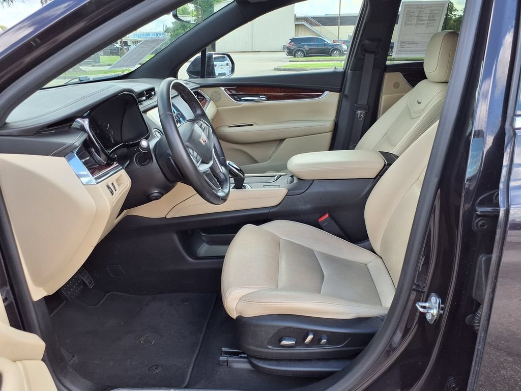 2018 Cadillac XT5 Luxury FWD