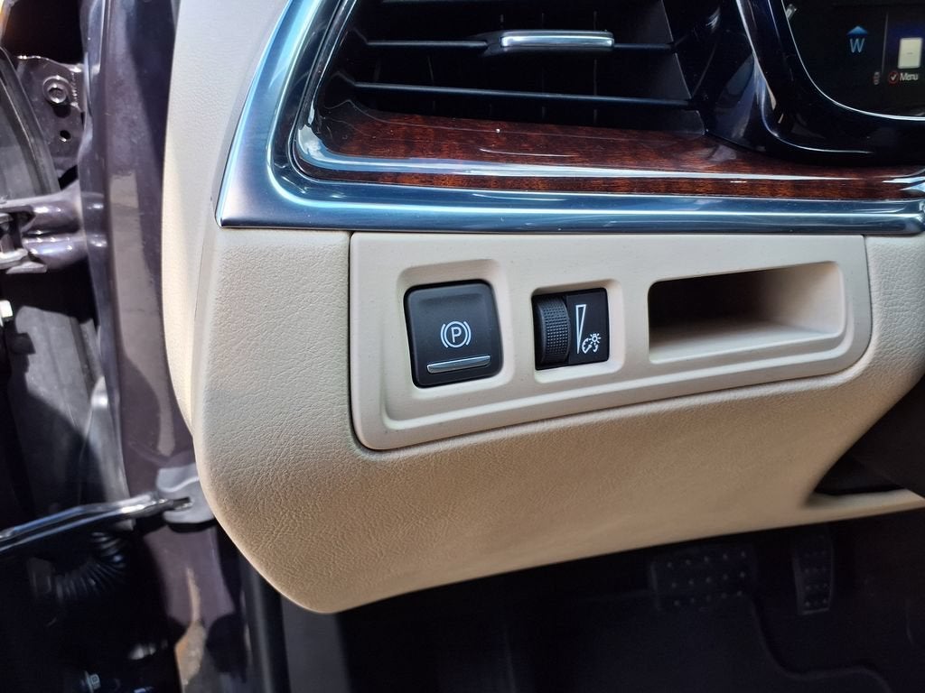 2018 Cadillac XT5 Luxury FWD
