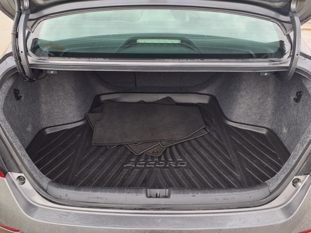 2018 Honda Accord Sedan Touring 2.0T