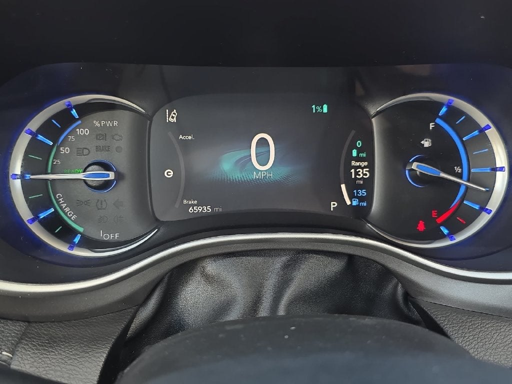 2023 Chrysler Pacifica Hybrid Touring L
