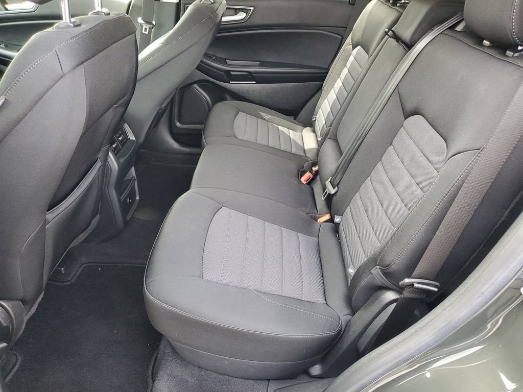 2023 Ford Edge SE