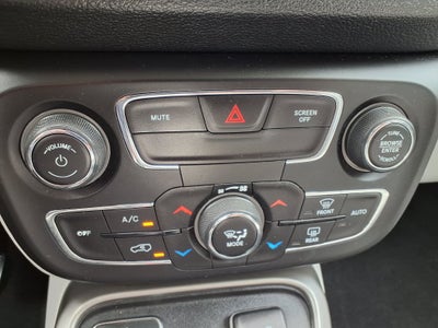 2019 Jeep Compass Latitude w/Sun/Wheel Pkg