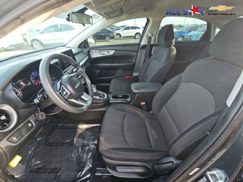 2023 Kia Forte LXS