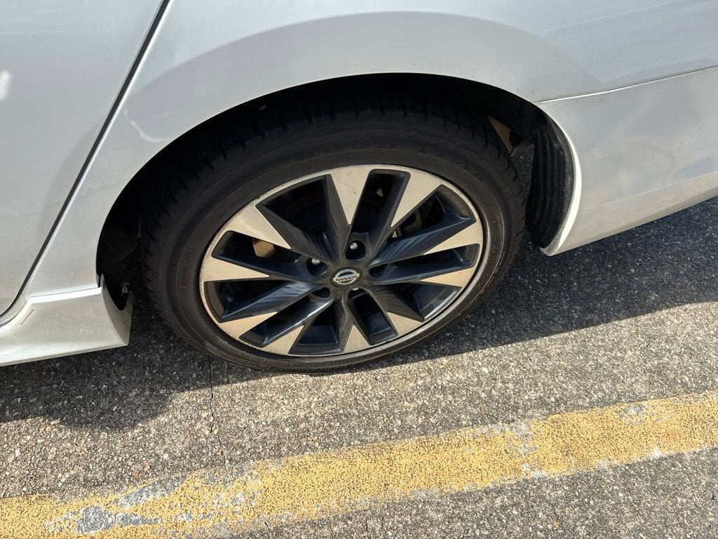 2019 Nissan Sentra SR