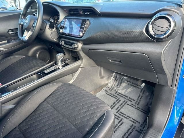 2022 Nissan Kicks SV