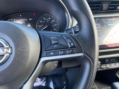 2022 Nissan Kicks SV