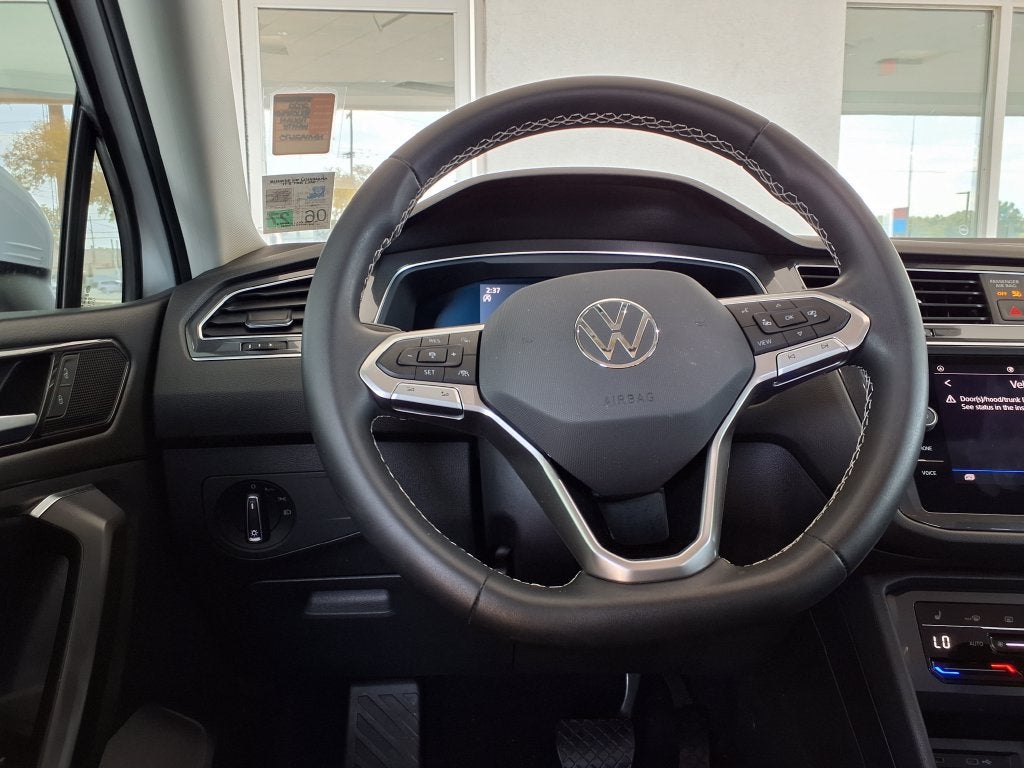 2022 Volkswagen Tiguan SE