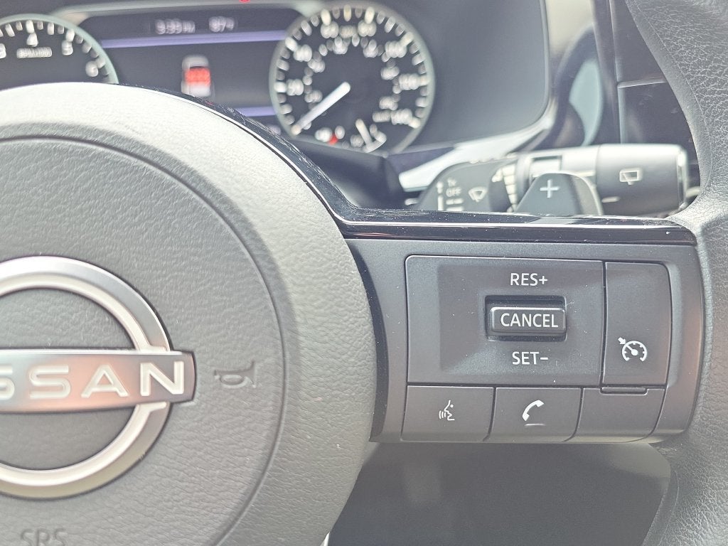 2022 Nissan Pathfinder S