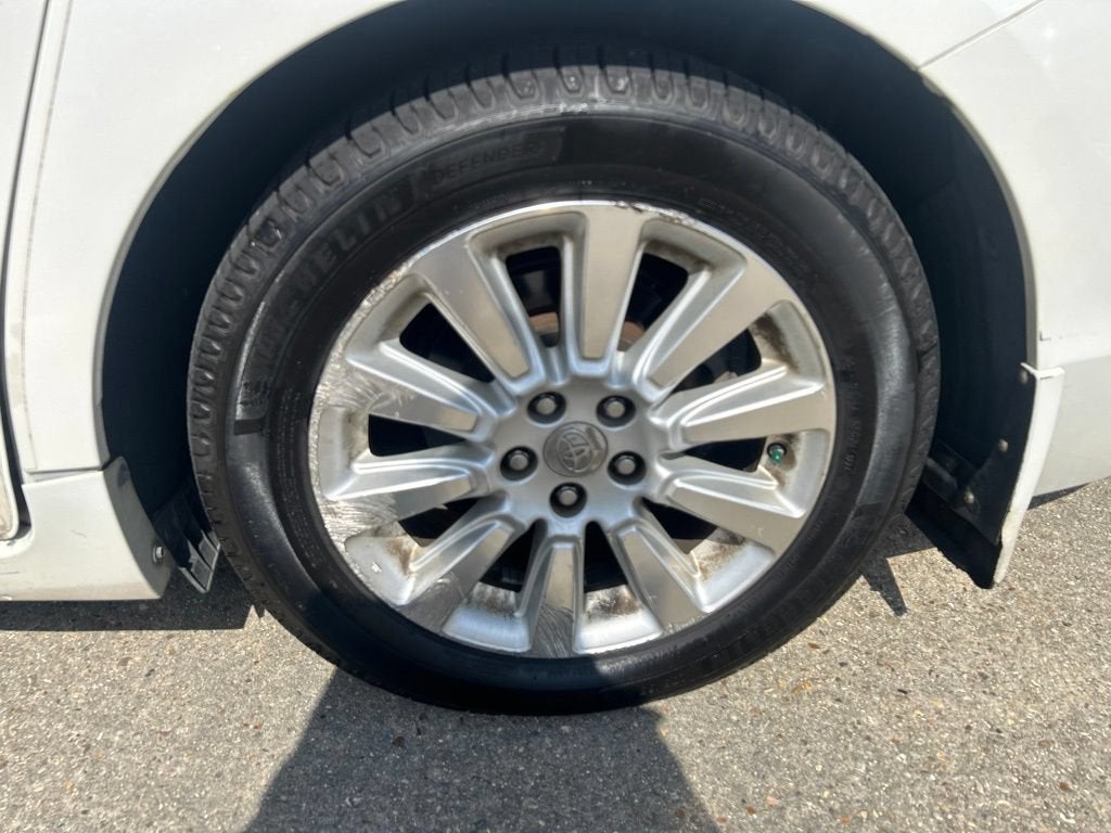 2011 Toyota Sienna XLE AAS