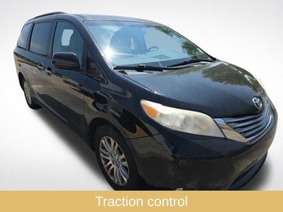 2016 Toyota Sienna XLE