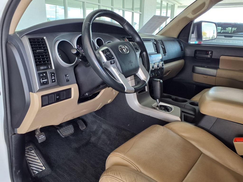 2017 Toyota Sequoia SR5