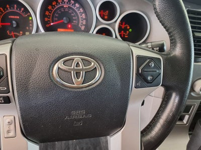 2017 Toyota Sequoia SR5
