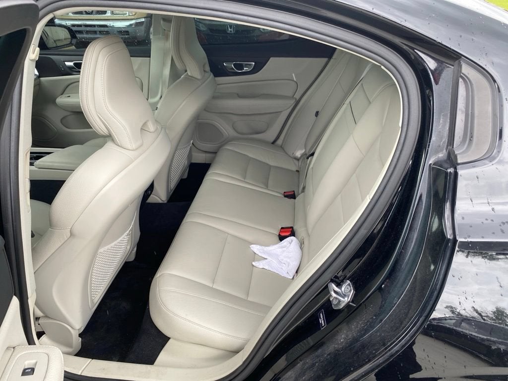 2020 Volvo S60 Momentum