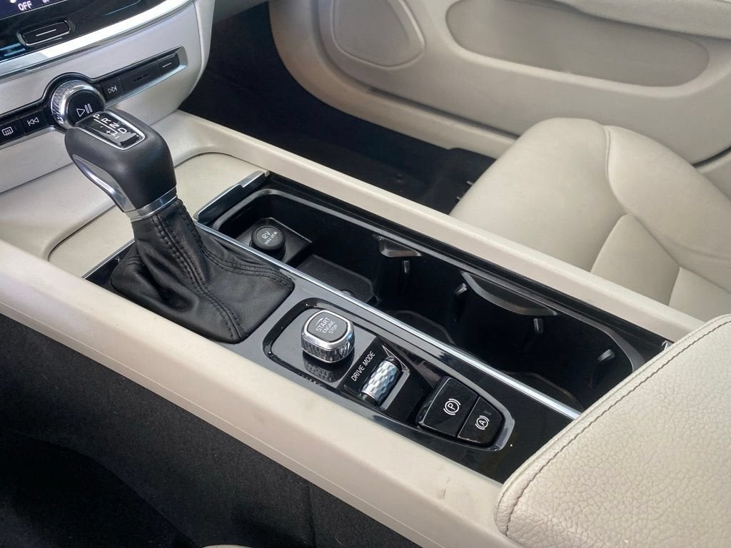 2020 Volvo S60 Momentum