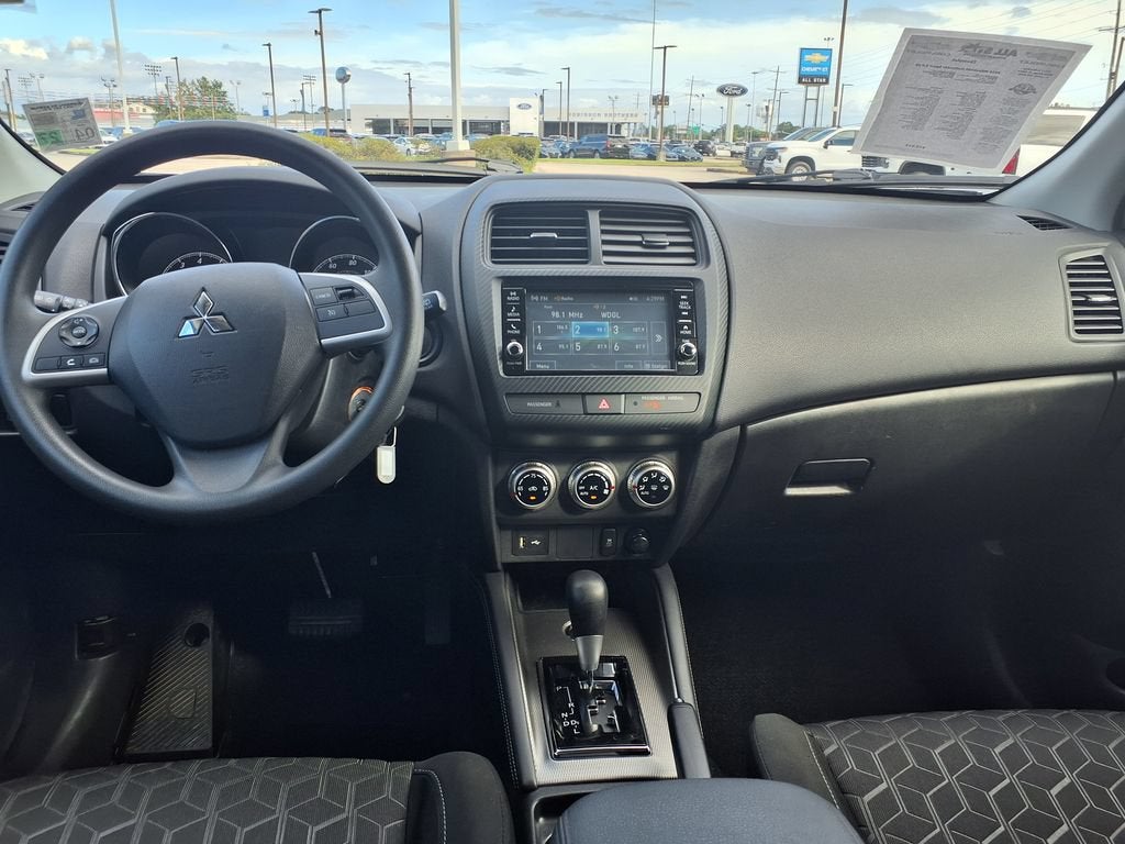 2024 Mitsubishi Outlander Sport S