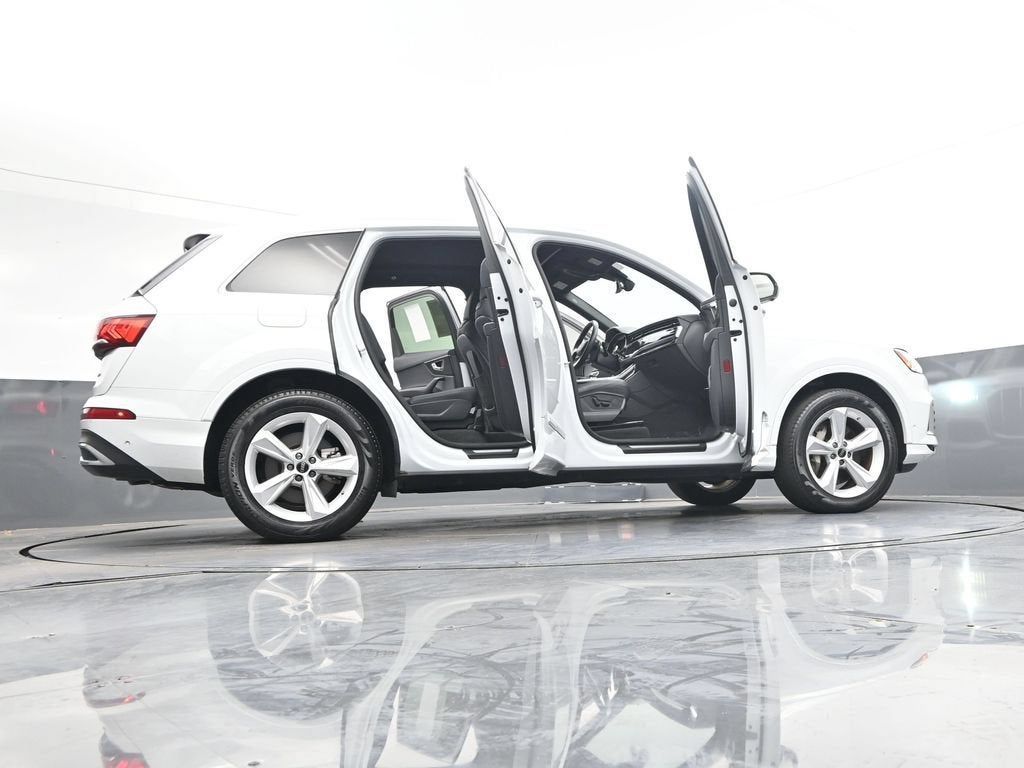 2023 Audi Q7 Premium