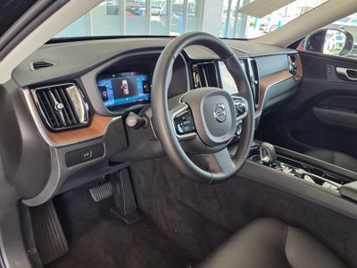 2024 Volvo XC60 Plus Dark Theme