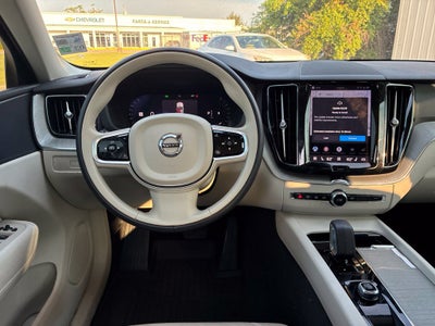 2025 Volvo XC60 Plus