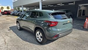 2025 Chevrolet Trax LS