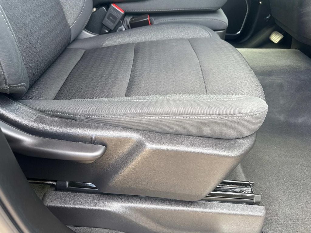 2025 Chevrolet Silverado 1500 LT LT1
