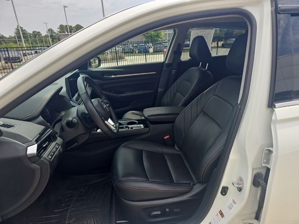 2023 Nissan Altima 2.0 SR