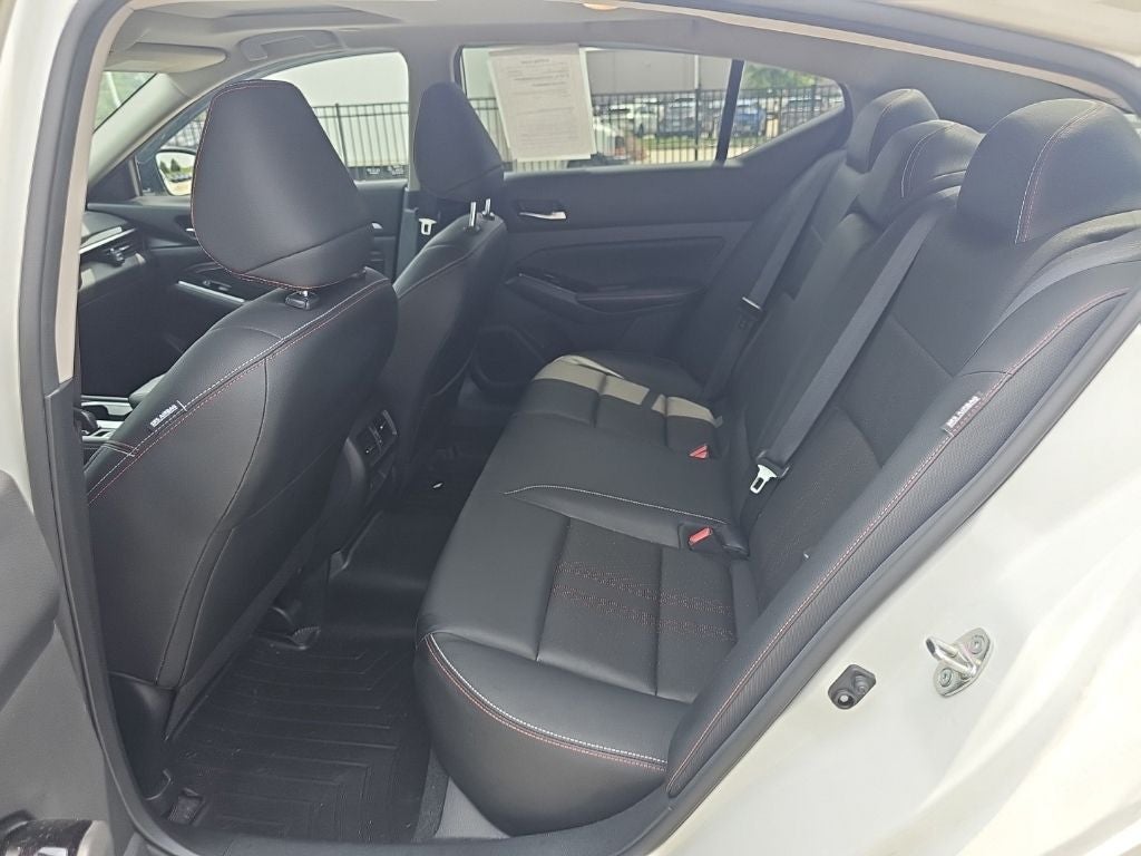 2023 Nissan Altima 2.0 SR