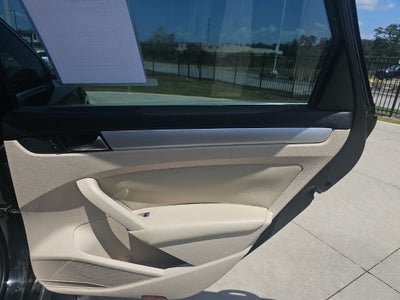 2013 Volkswagen Passat 2.5 SE