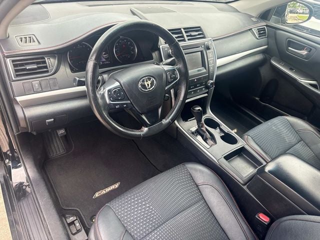 2015 Toyota Camry SE