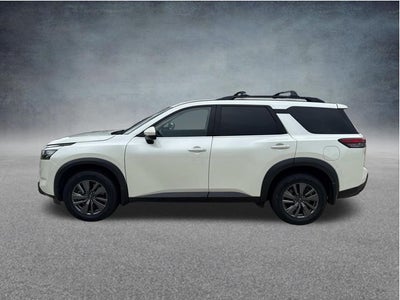 2023 Nissan Pathfinder SV
