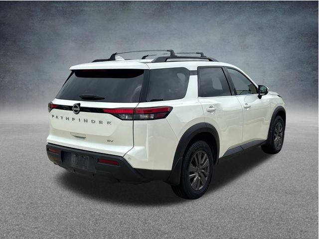 2023 Nissan Pathfinder SV