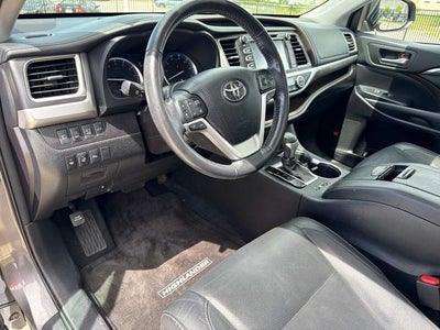 2018 Toyota Highlander Limited Platinum