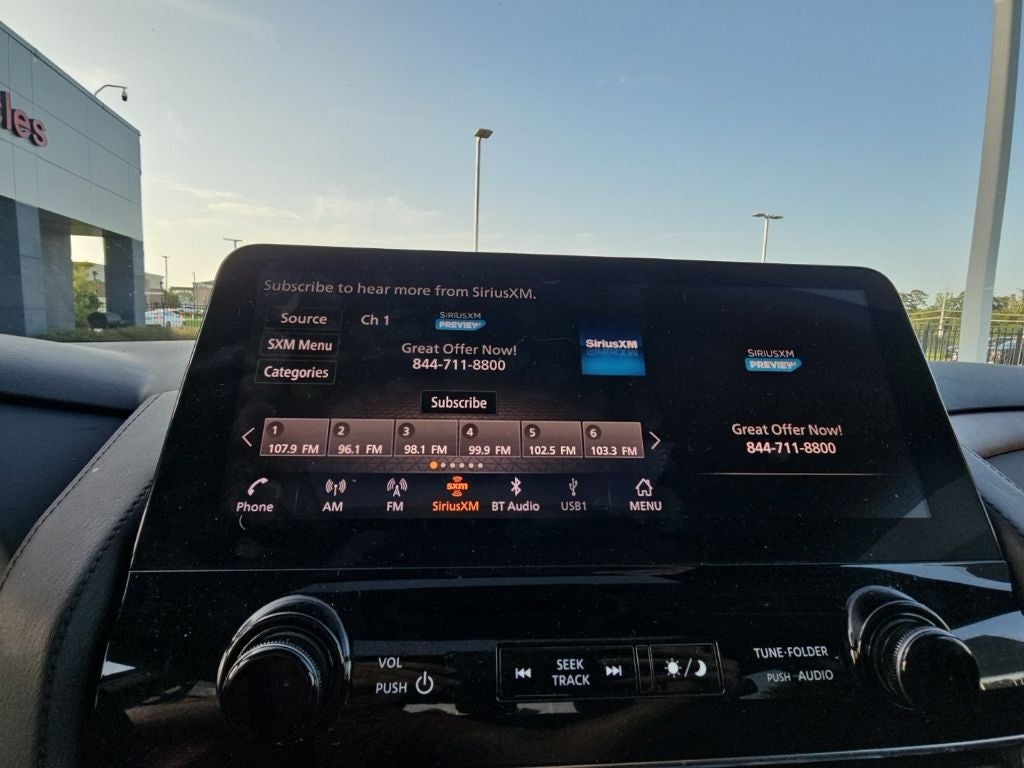 2023 Nissan Armada SL