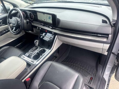2022 Kia Carnival SX