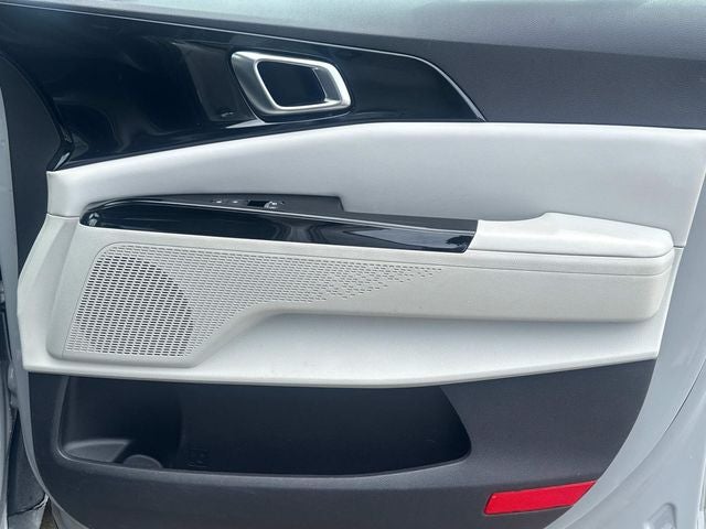 2022 Kia Carnival SX