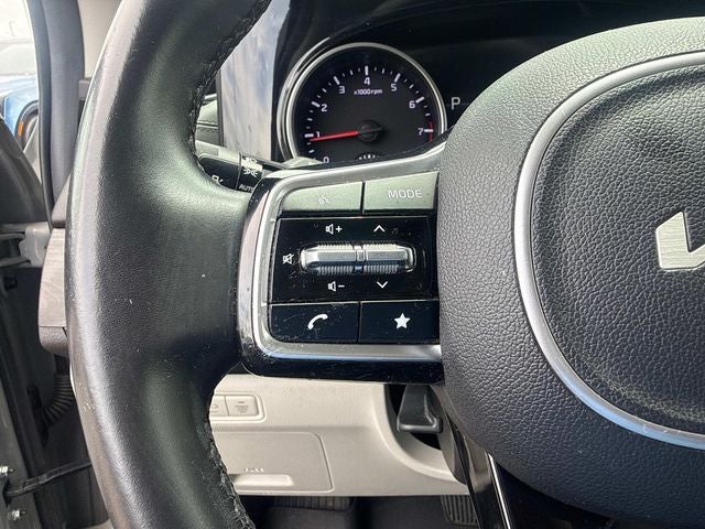2022 Kia Carnival SX