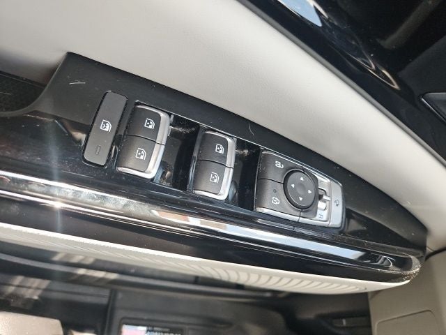2022 Kia Carnival SX